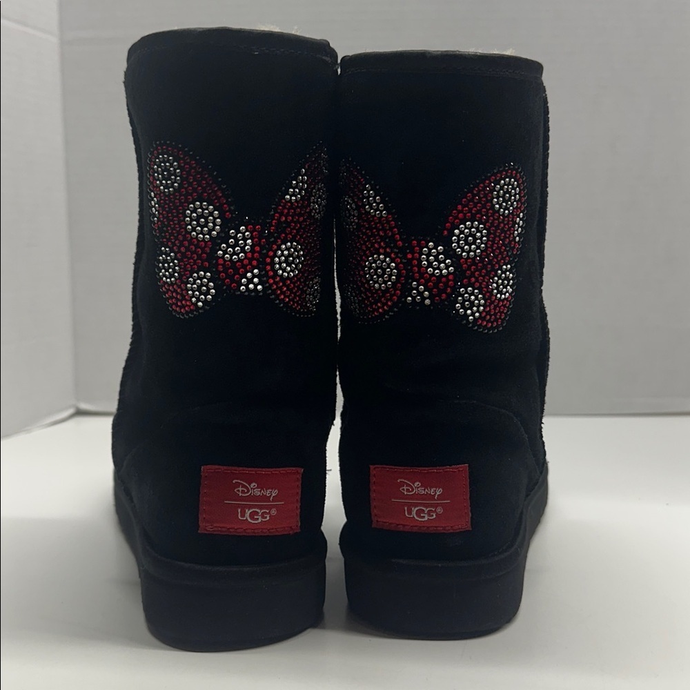 Ugg x Disney Minnie Mouse Rhinestone Jeweled Bow Suede Boots Black Womens Size 7